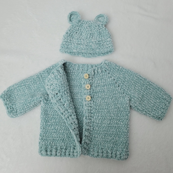 Crochet Baby Sweater and Hat Set - Picture 8 of 12